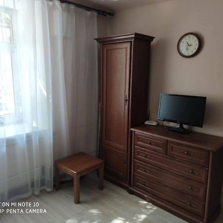 Квартира У Львові Біля Залізничного Вокзалу На Вулиці Марка Вовчка 8 Exterior photo